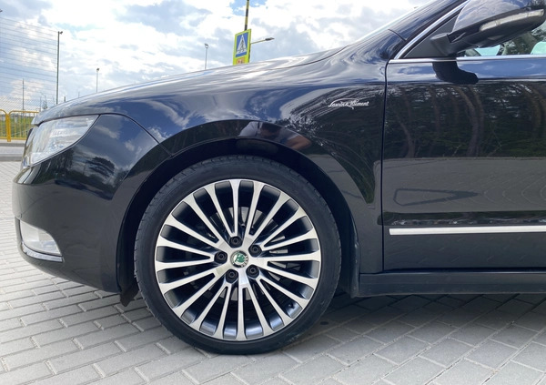 Skoda Superb cena 55000 przebieg: 168000, rok produkcji 2013 z Lipsko małe 154